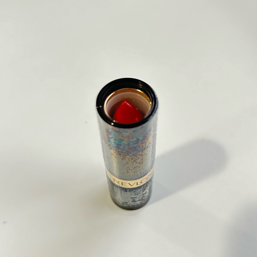 NWT Revlon Super Lustrous Lipstick Pearl Finish in Color 808 Dirty Shirley - Picture 6 of 6